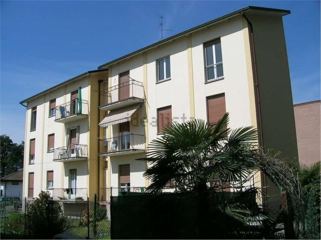 Appartamento in vendita a Valmorea, Lombardia