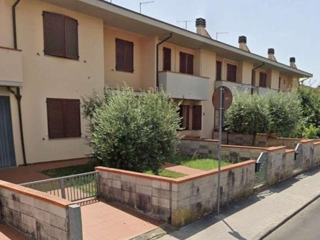 Appartamento in vendita a San Pietro Belvedere, Toscana