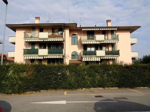 Appartamento in vendita a Cornate D'adda, Lombardia