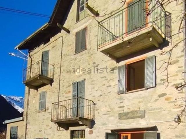 Appartamento in vendita a Chiesa In Valmalenco, Lombardia