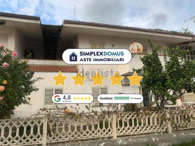 Appartamento in vendita a Calabria, Reggio Calabria