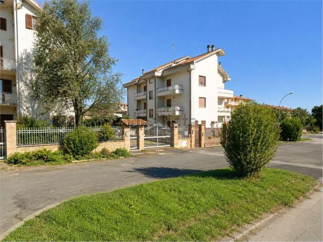 Appartamento in vendita a Monte Romano, Lazio