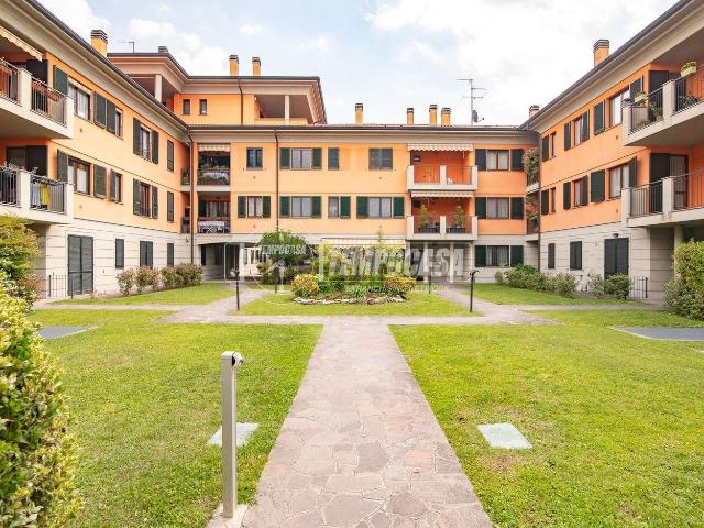 Appartamento in vendita a Cassano D'adda, Lombardia