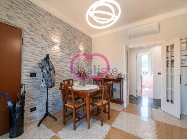 Appartamento in vendita a Cogoleto, Liguria