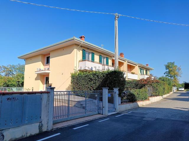 Appartamento in vendita a Peschiera Del Garda, Veneto