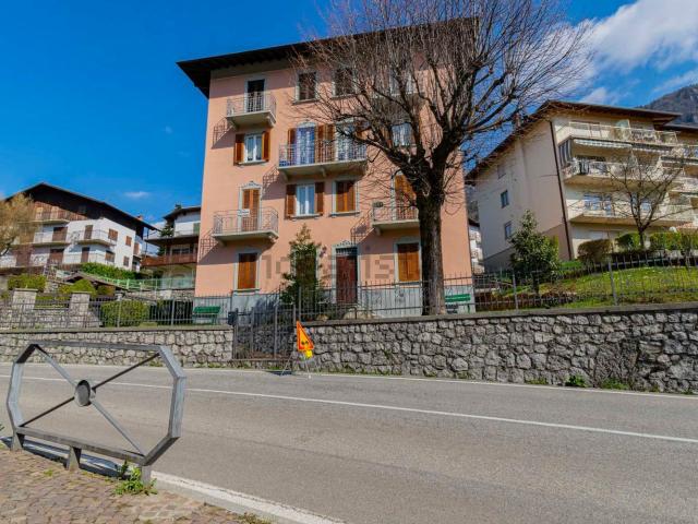 Appartamento in vendita a Comunità Montana della Valle Brembana, Serina