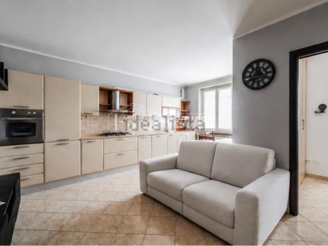 Appartamento in vendita a Castrezzato, Lombardia
