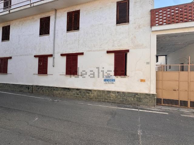 Appartamento in vendita a Breme, Lombardia