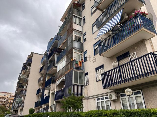 Appartamento in vendita a Fasano, Gravina Di Catania