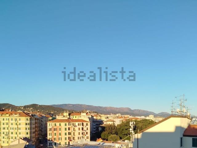 Appartamento in vendita a Oltreletimbro, Albisola Capo