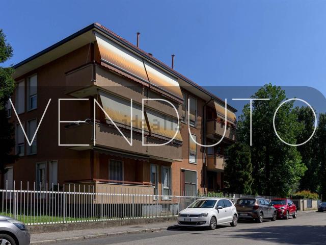 Appartamento in vendita a Concorezzo, Lombardia