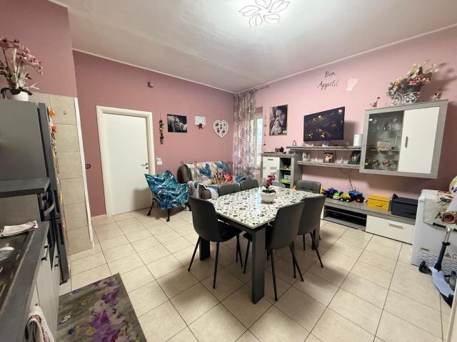 Appartamento in vendita a Piansano, Lazio