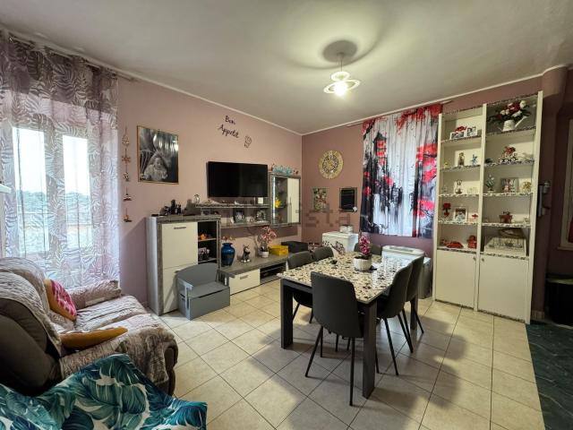 Appartamento in vendita a Piansano, Viterbo