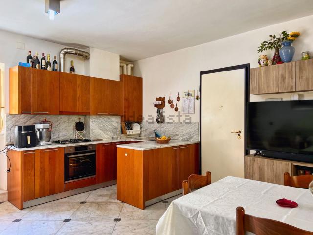Appartamento in vendita a Fabbrica, Carrara