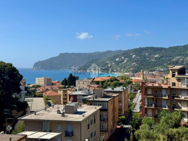 Appartamento in vendita a Spotorno, Liguria