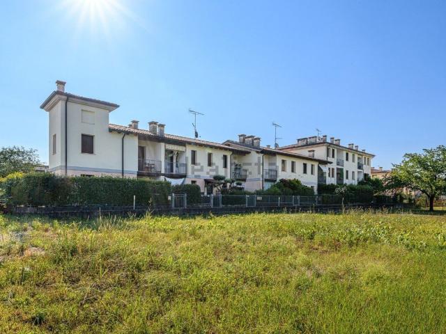 Appartamento in vendita a San Vito Di Leguzzano, Veneto
