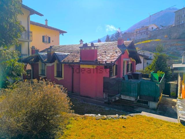 Appartamento in vendita a Chiesa In Valmalenco, Lombardia