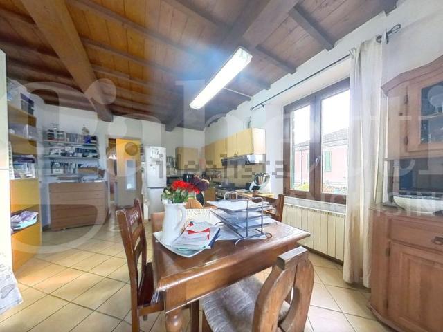 Appartamento in vendita a Nazzano, Carrara