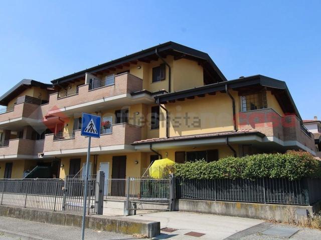 Appartamento in vendita a Pozzo D'adda, Lombardia