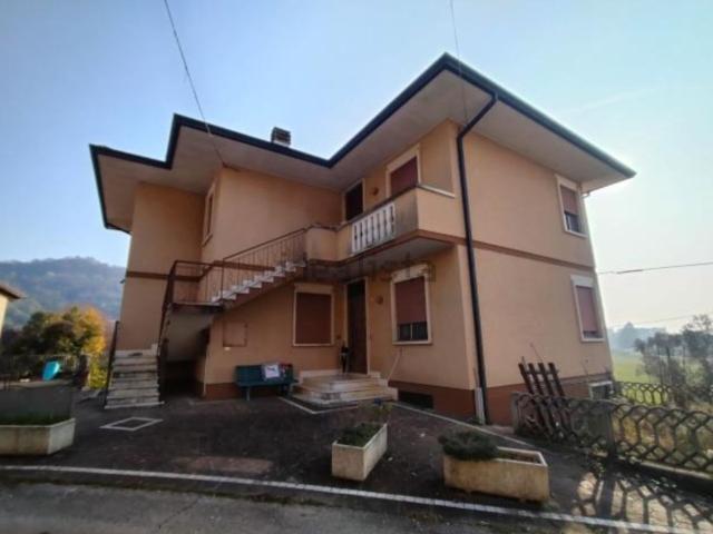 Appartamento in vendita a Trissino, Veneto