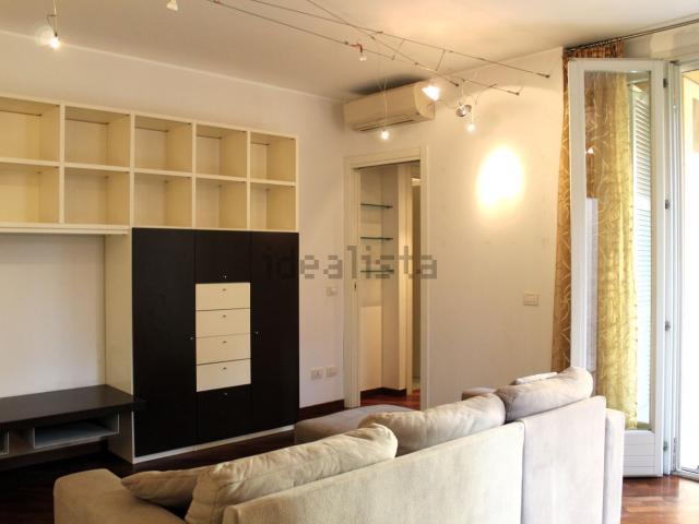 Appartamento in vendita a Municipio 9, Milano