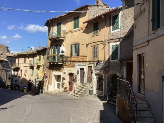 Appartamento in vendita a Bassano Romano, Lazio