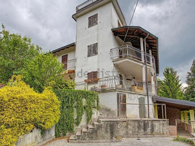 Appartamento in vendita a Comunità Montana del Piambello, Cunardo