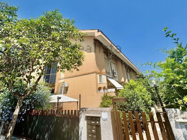 Appartamento in vendita a Madonnetta, Roma Capitale