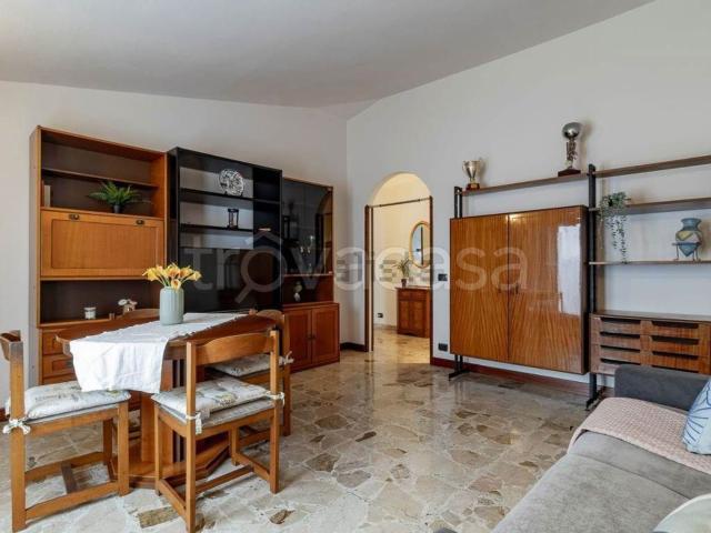 Appartamento in vendita a Cassina Mariaga, Erba