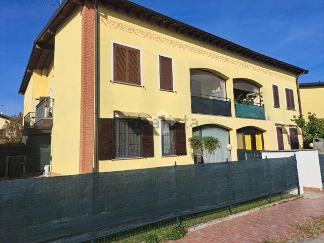 Appartamento in vendita a Roncaro, Pavia