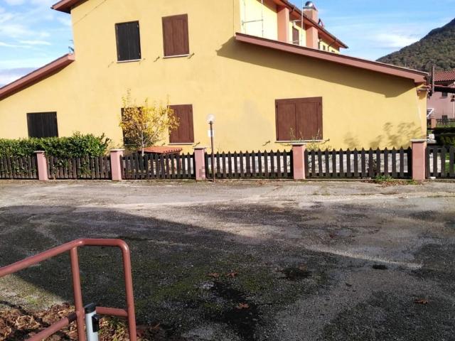 Appartamento in vendita a Rocca Di Botte, Abruzzo