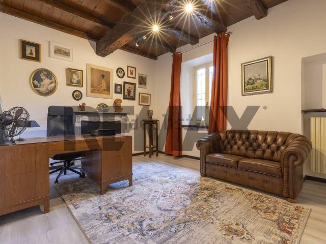 Appartamento in vendita a Cuasso al Piano, Cuasso al Monte
