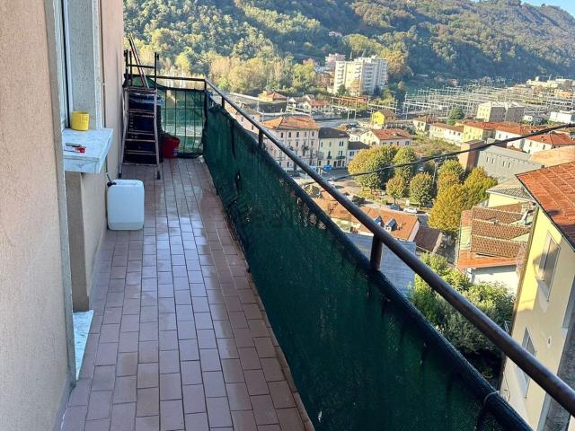 Appartamento in vendita a Sagnino, Como