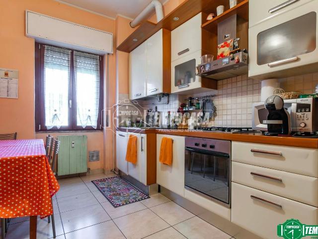 Appartamento in vendita a Cerro Maggiore, Milano