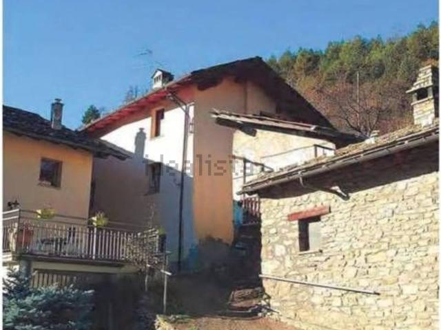 Appartamento in vendita a Gignod, Aosta