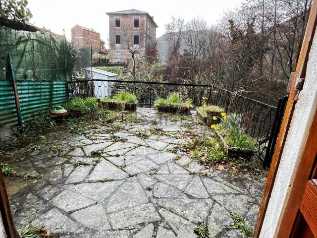 Appartamento in vendita a Neirone, Liguria