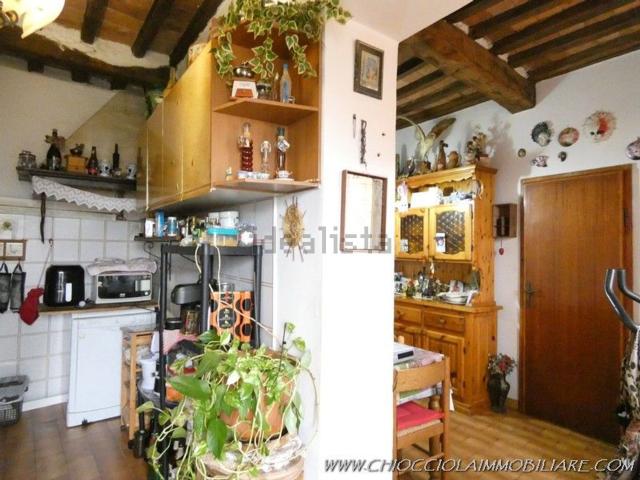 Appartamento in vendita a Montecerboli, Larderello