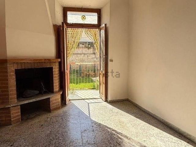 Appartamento in vendita a Borgo Solestà, Marche