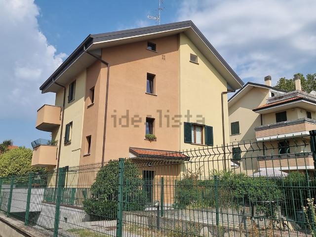Appartamento in vendita a Omate, Agrate Brianza