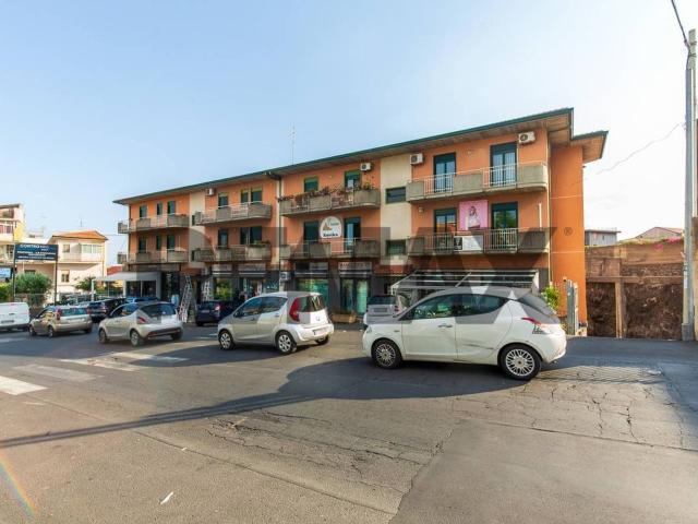 Appartamento in vendita a Gravina Di Catania, Sicilia