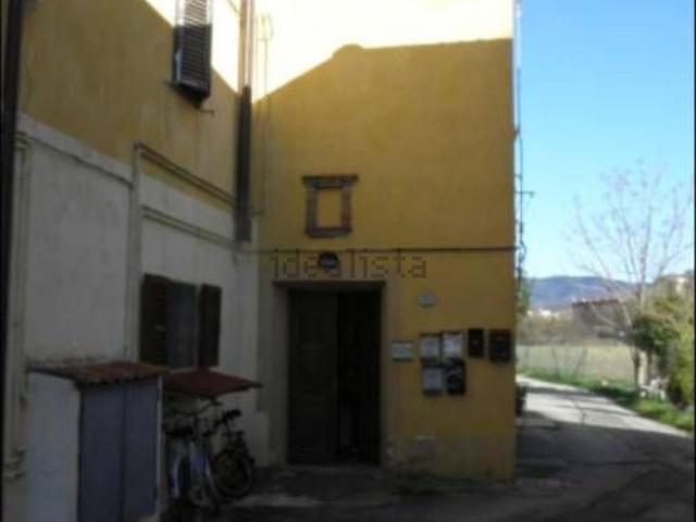 Appartamento in vendita a Palazzo Del Pero, Toscana