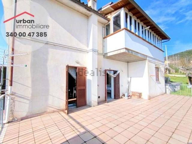 Appartamento in vendita a Colle Capocroce, Tornimparte