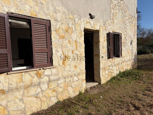 Appartamento in vendita a Grottaglie, Fara Sabina