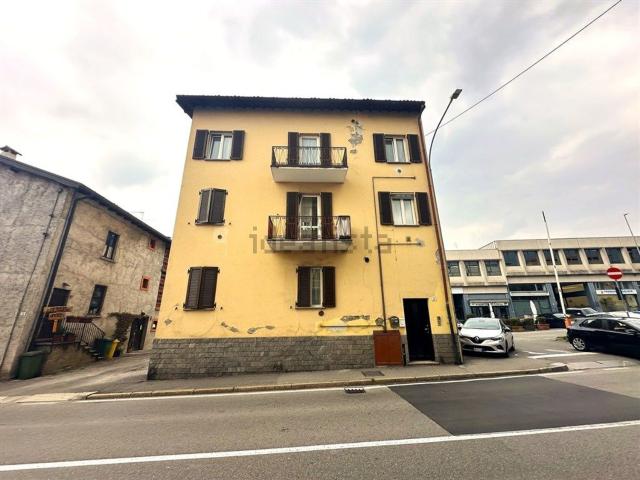 Appartamento in vendita a Belledo, Lecco