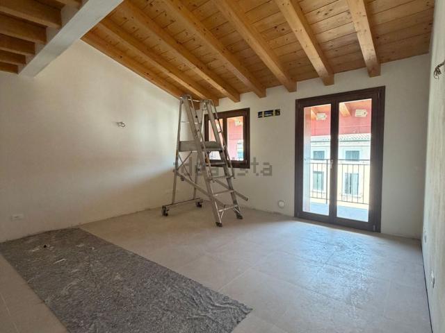 Attico in vendita a Belfiore, Veneto