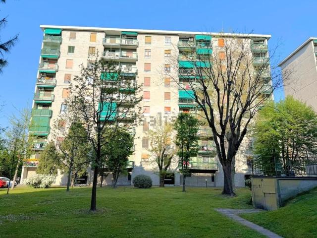 Appartamento in vendita a Molinetto di Lorenteggio, Corsico