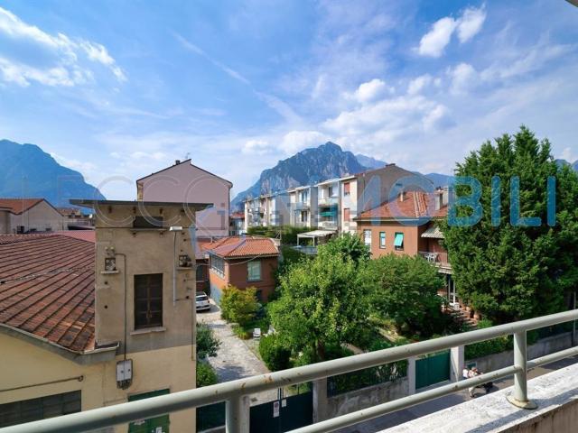 Appartamento in vendita a Pescarenico, Lecco