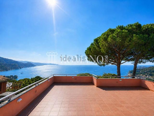 Attico in vendita a San Michele di Pagana, Rapallo