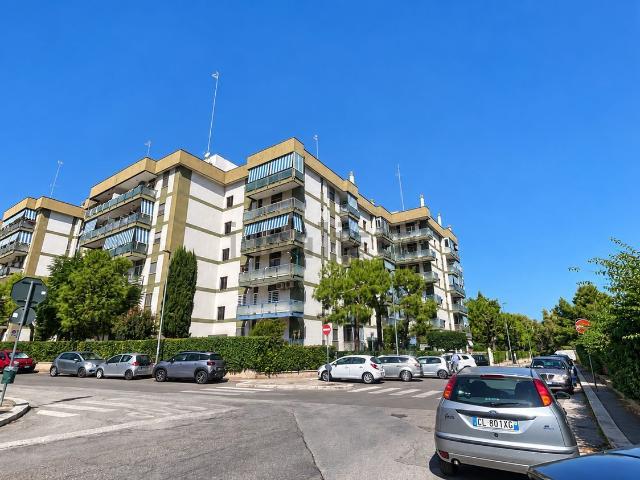 Appartamento in vendita a Municipio 2, Puglia