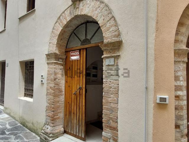 Appartamento in vendita a Isola Del Gran Sasso, Abruzzo